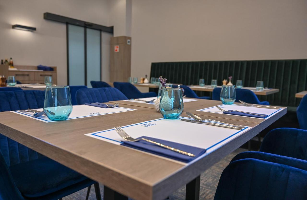Nn Boutique Hotel Tiszaújváros Εξωτερικό φωτογραφία