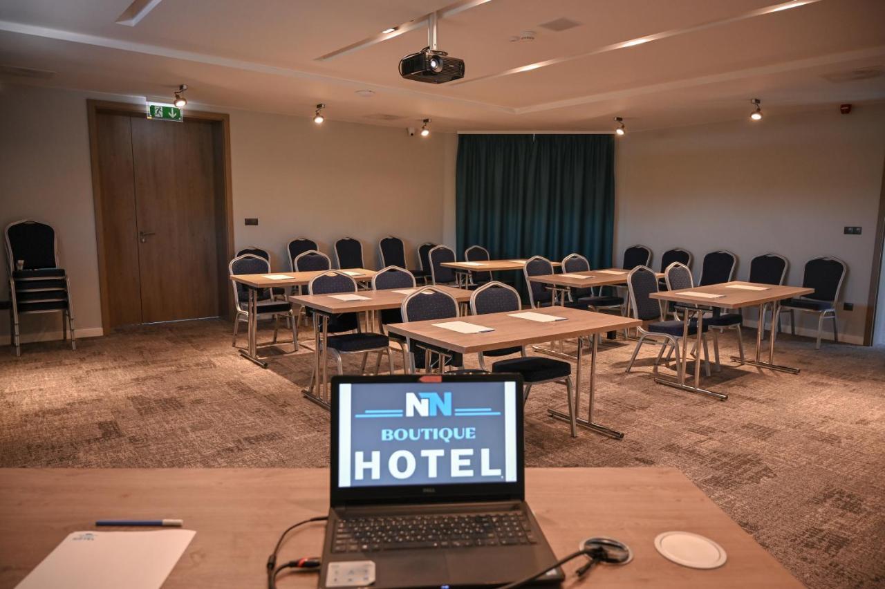 Nn Boutique Hotel Tiszaújváros Εξωτερικό φωτογραφία