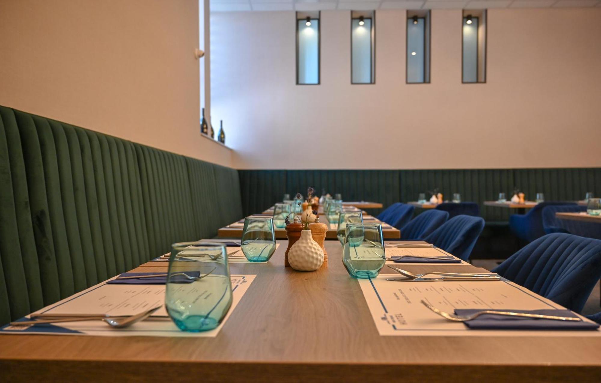 Nn Boutique Hotel Tiszaújváros Εξωτερικό φωτογραφία
