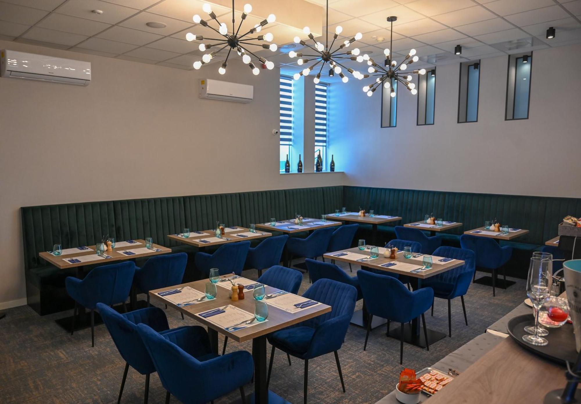 Nn Boutique Hotel Tiszaújváros Εξωτερικό φωτογραφία